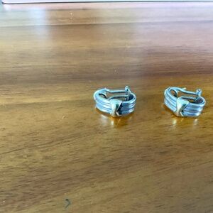 Sterling silver warrings